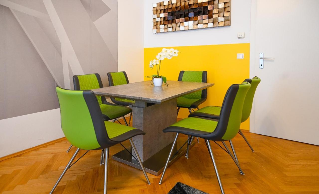 Elegant Suite Augarten Wina Bagian luar foto