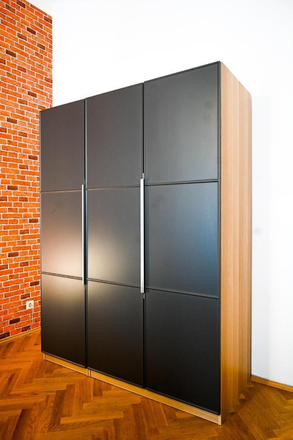 Elegant Suite Augarten Wina Bagian luar foto